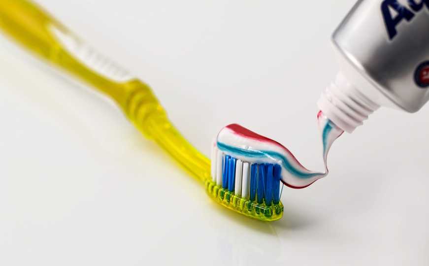 Upozorenje potrošačima: Test u Njemačkoj otkrio koje paste za zube ne bismo trebali koristiti
