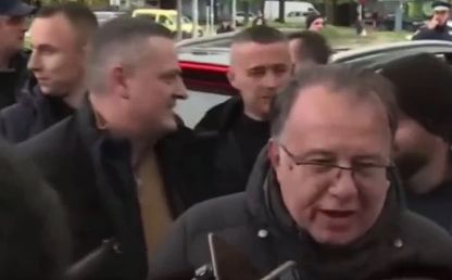 Pogledajte kako je Nikšić odgovorio novinarima na pitanje 'da li je došao u B. Luku da provocira?'