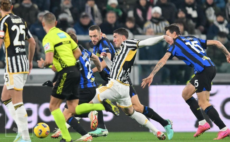 Inter zadržao vrh Serije A nakon remija s Juventusom u Derby d'Italiji