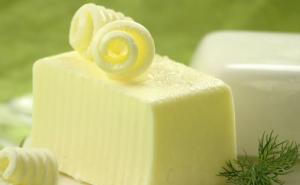 Jeftinija varijanta: Donosimo recept za domaći maslac od samo jednog sastojka