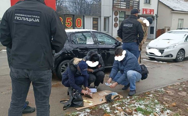 Akcija "Afrodita": Radnici Poreske uprave RS uhapšeni na ulici u centru Banja Luke