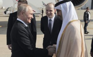 Putin doputovao u Emirate: Avion ruskog predsjednika pratila četiri borbena aviona