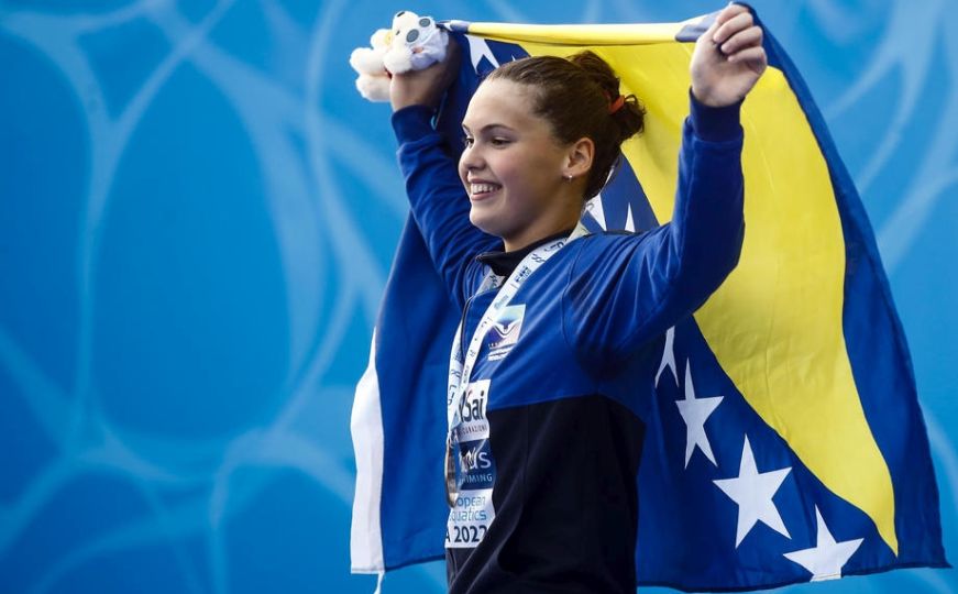 Bravo, sireno: Lana Pudar osvojila treće mjesto na EP-u u disciplini 200 metara delfin