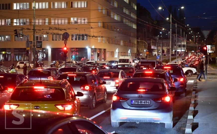 Nervoza u saobraćaju: Pogledajte poslijepodnevnu špicu u Sarajevu