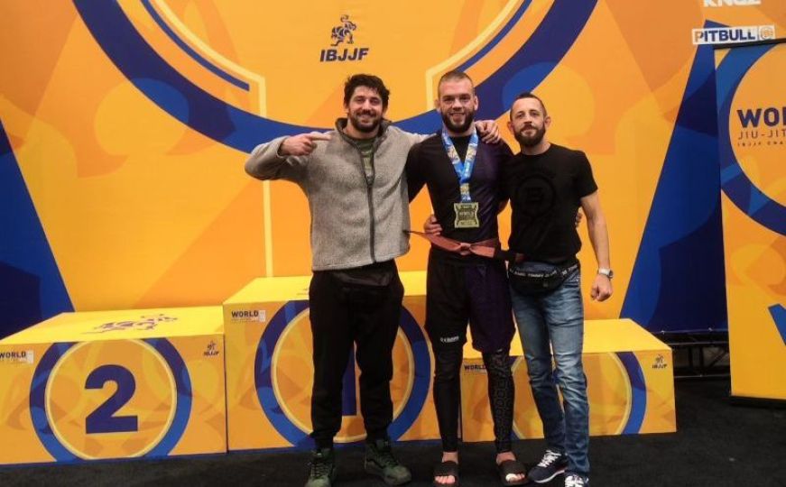 Sarajlija donosi bronzu iz Las Vegasa: Belmir Ahmespahić osvojio historijsku medalju za BiH