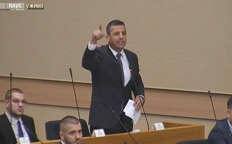 Vukanović izbačen sa sjednice NSRS-a: 'Ovo je mafijaški posao'