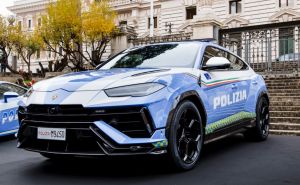 Lamborghini italijanskoj policiji donirao superautomobil za - transport organa