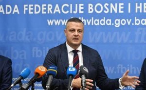 Vojin Mijatović odgovorio na kritike: 'SDA se javlja, a progovorio je i Dodik'