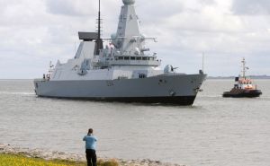Ponovo drama u Crvenom moru: Britanski razarač oborio napadački dron