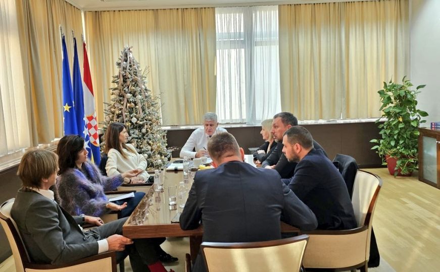 Novi sastanak Trojke i HDZ-a u Sarajevu: Evo o čemu su razgovarali