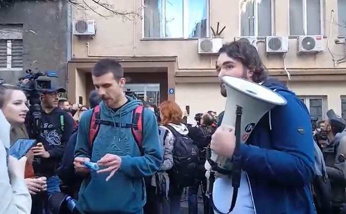 Haos u Beogradu: Studenti izašli na ulice, traže hitno otvaranje biračkog spiska