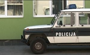 Krajina: Policija privela ženu koja je pretukla supruga