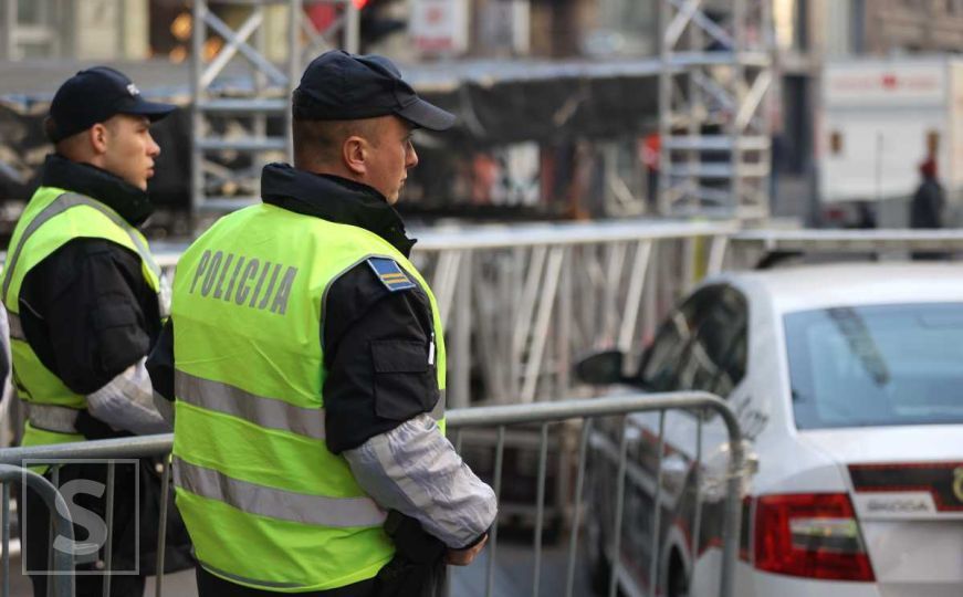 Sarajevski policajci oduzeli automobil: Vozač na ime neplaćenih kazni duguje više od 6.500 KM