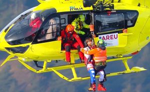 Teška povreda dosad vodećeg skijaša Svjetskog kupa, helikopterom prebačen u bolnicu