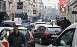 Pogledajte kakva gužva vlada u centru Sarajeva 36 sati prije dočeka Nove godine