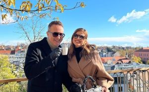 Tarik Filipović objavio fotografiju sa suprugom Lejlom i podijelio sretne vijesti: "Živjeli mi"