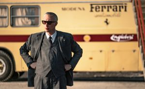 Razočarenje godine: Kako su Michael Mann i Adam Driver uništili film o Enzu Ferrariju