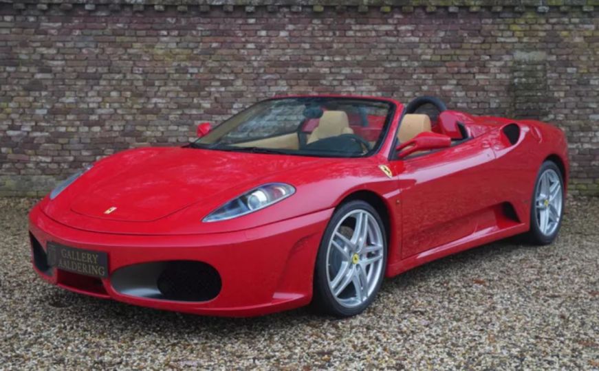 Porodica Michaela Schumachera prodaje njegov legendarni Ferrari F430 Spider
