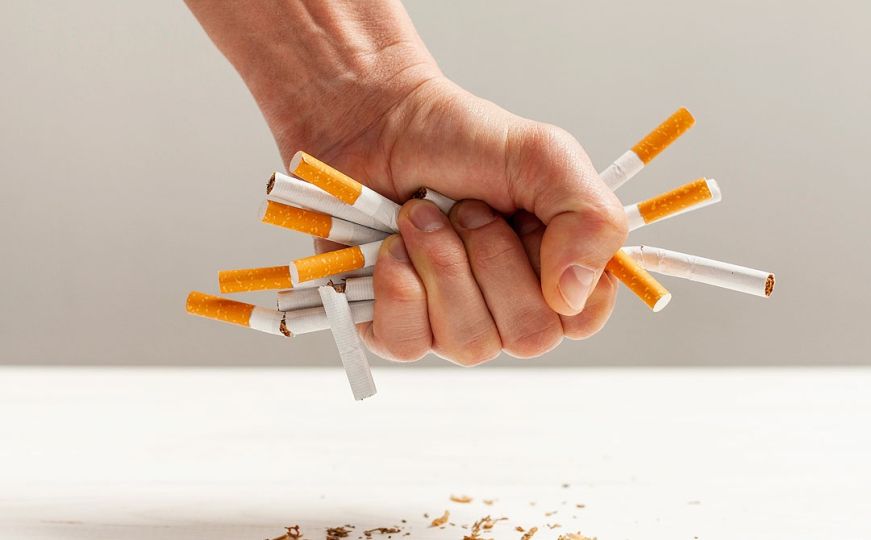 Važni savjeti za one koji žele prestati pušiti: Ovih 5 namirnica je ključno izbjegavati