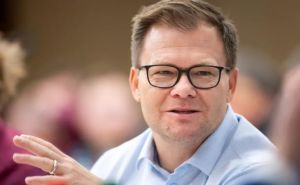 Carsten Schneider: Zabrana Alternative za Njemačku teško moguća i problematična