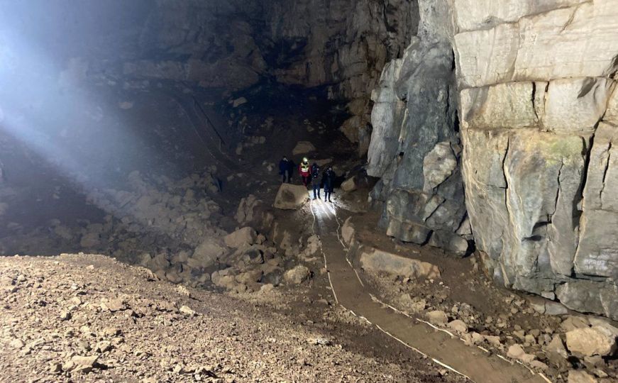 Drama traje u Sloveniji: Spašavanje zarobljenih u pećini može potrajati danima