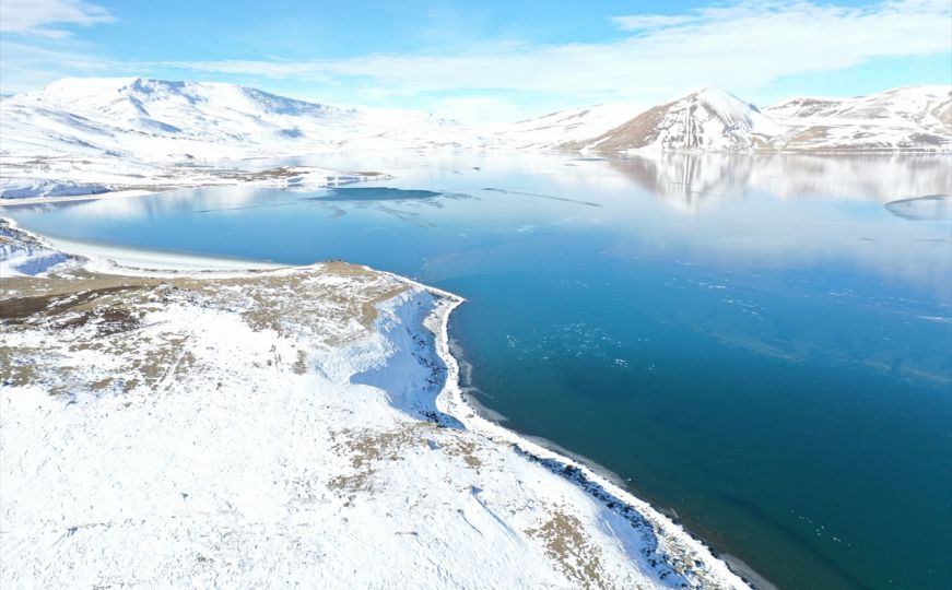 Predivan prizor: Zaleđeno jezero u Turskoj na više od 2000 metara nadmorske visine