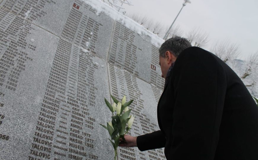 Denis Bećirović iz Srebrenice poslao snažnu poruku povodom obilježavanja neustavnog 9. januara