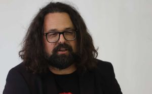 Andrej Nikolaidis: Bosna i Hercegovina neće pasti!