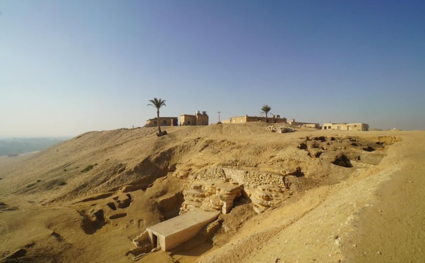 Zastrašujuće otkriće u Egiptu: Iskopali drevnu grobnicu i pronašli nešto što 'ledi krv u žilama'