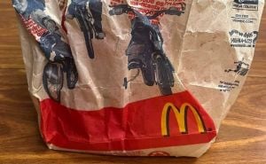 Čovjek pokazao kako izgleda McDonald's pomfrit nakon 17 godina: 'Razmislite prije nego ga kupite'