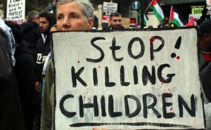 Stotine hiljada okupljenih na maršu za Palestinu u Londonu