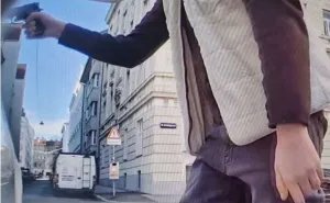 Mladić iz BiH pištoljem prijetio bečkoj porodici