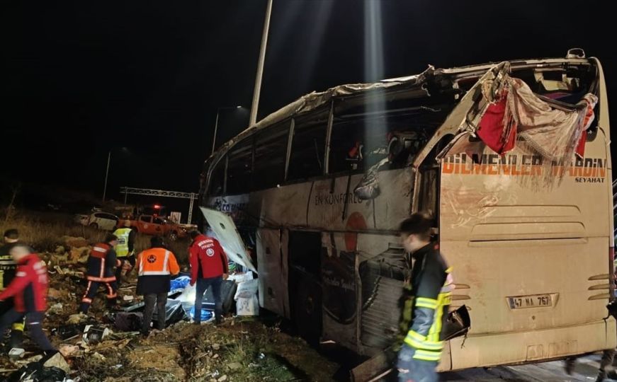 Prevrnuo se autobus u Turskoj: Poginulo devet osoba, 30 povrijeđeno