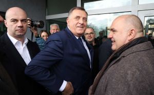 Zanimljiva scena na suđenju: Milorad Dodik napravio neočekivani potez i sve iznenadio
