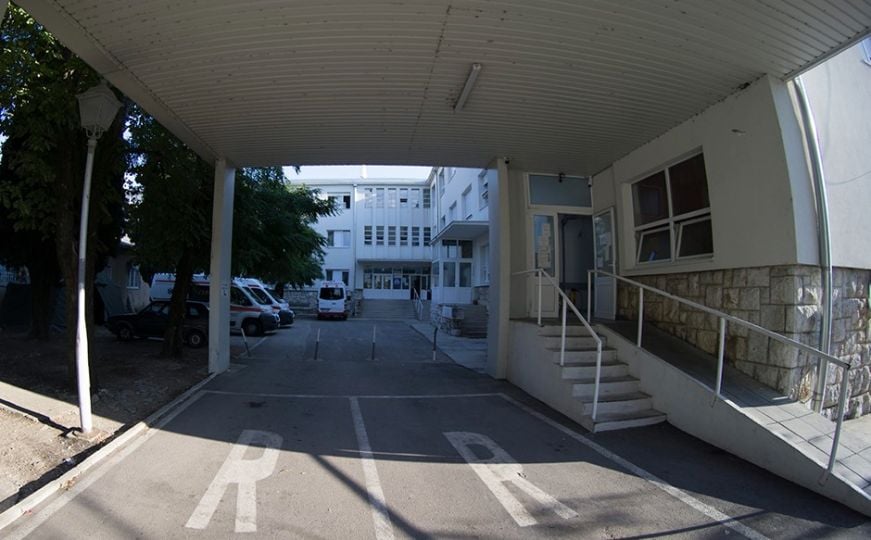 Haraju virusi i respiratorne infekcije: Još jedna bolnica u BiH zabranila posjete