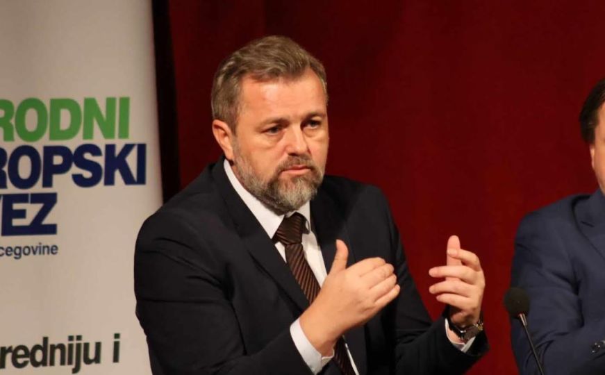 Nermin Ogrešević: 'Ko je sumnjao da će Dodik izgurati svoje?'