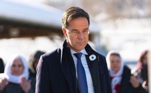 Nizozemski premijer Mark Rutte posjetio Srebrenicu i poklonio se žrtvama