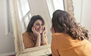 Stručnjaci objašnjavaju kako pravilno postaviti ogledalo i tako promijeniti život nabolje