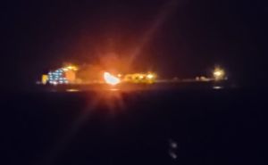 Huti projektilom pogodili tanker krcat naftom: 'Vojni brodovi stižu u pomoć'