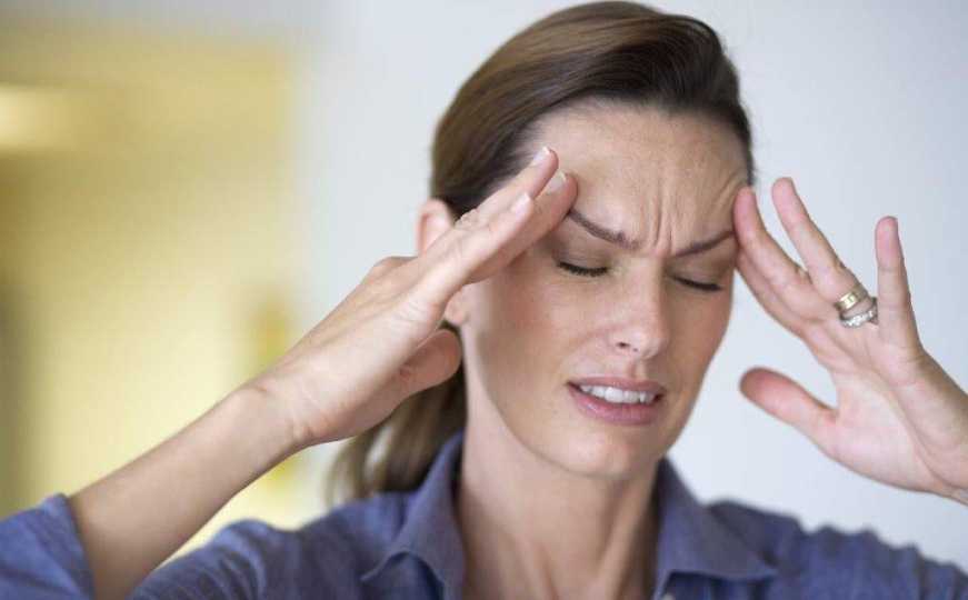 Zbog njih vas boli glava: Ove namirnice su najčešći okidači za migrenu i glavobolju
