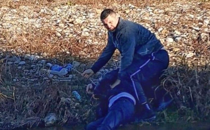 Herojstvo na djelu: Policajac Ramiz skočio u hladnu rijeku i spasio starijeg muškarca