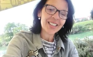 Dobri ljudi, telefone u ruke: Pomozi.ba pokrenulo apel za liječenje Gordane Topić Grujić