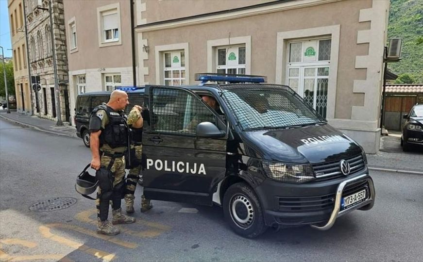 Mostar: Ruskinju napali i opljačkali maloljetnici - dvojica uhapšena u Sarajevu