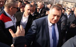 Milorad Dodik stigao na suđenje: Pogledajte prve fotografije