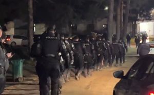 Na ulicama Sarajeva sinoć je bilo 150 policajaca: Pogledajte snimak