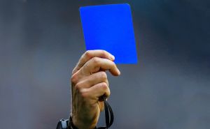 FIFA se oglasila oko uvođenja plavog kartona u fudbal