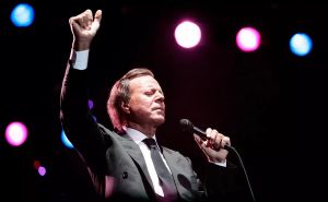 Na Netflix stiže serija o jednom od najpopularnijih pjevača u historiji