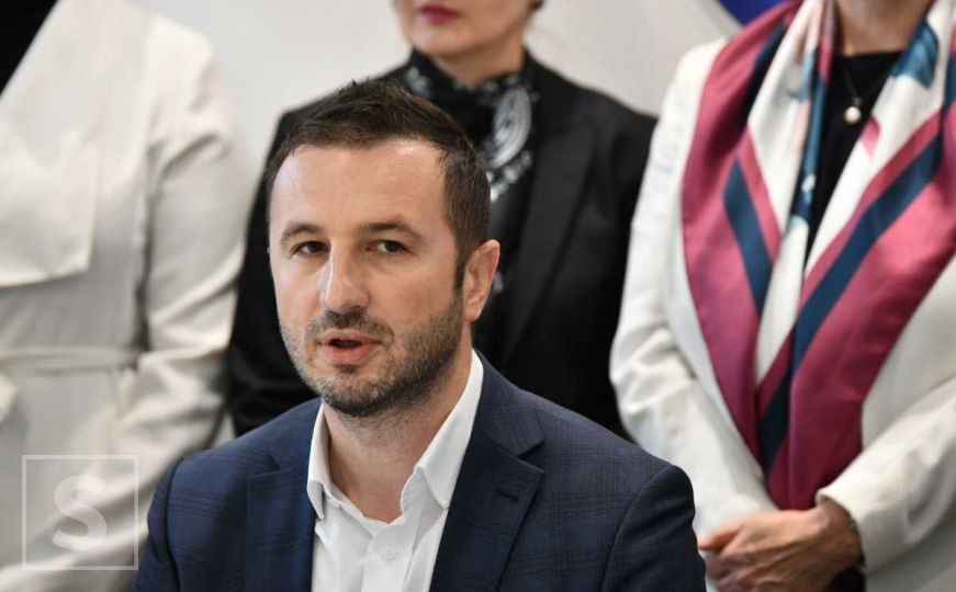 I Efendić optužuje Trojku: Neka ostane zabilježeno da su bili spremni napraviti etnički Ustavni sud