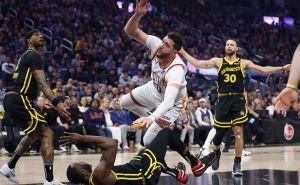 NBA: Nurkić izgubio bitku s Greenom, Phoenix poražen u posljednjoj sekundi