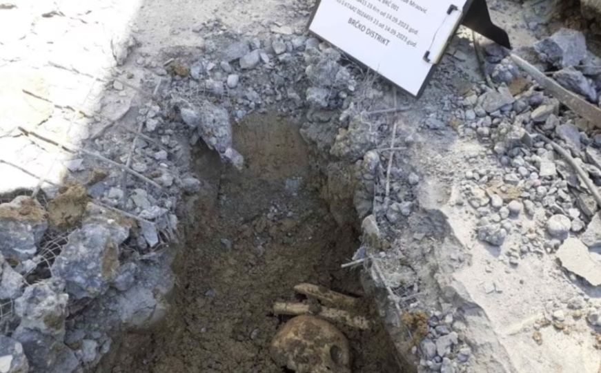 Objavljena imena: Identifikovane žrtve genocida čije su kosti pronađene ispod fontane u Brčkom